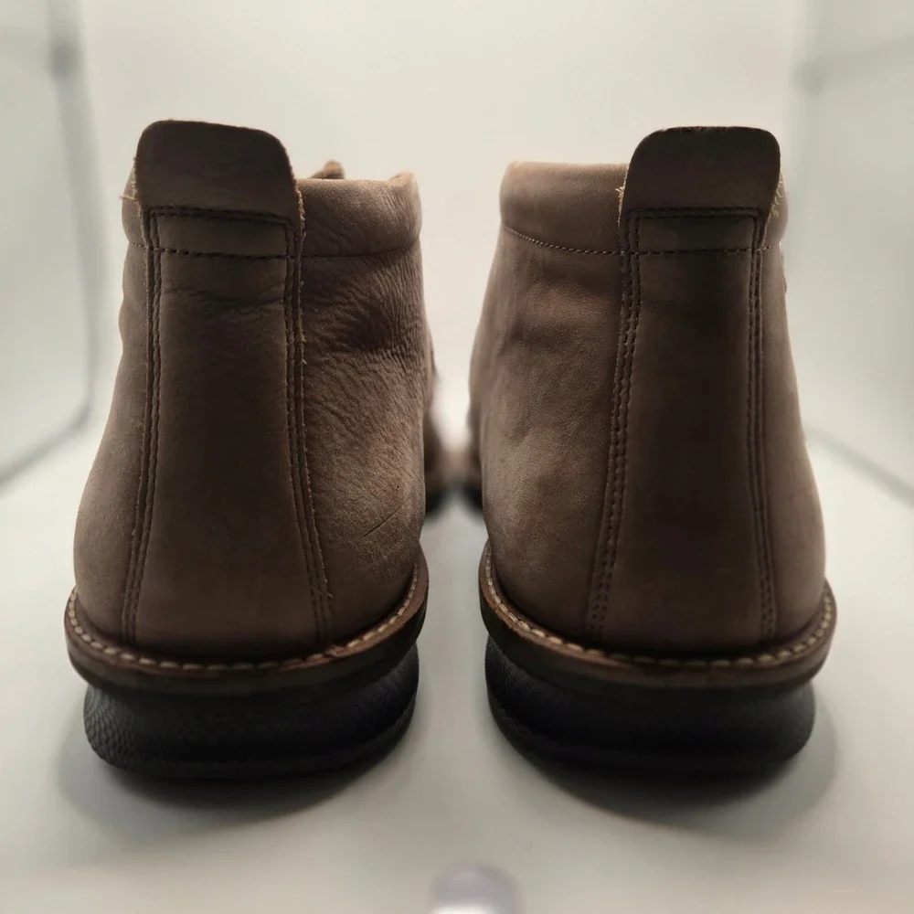 Ecco chukka boots